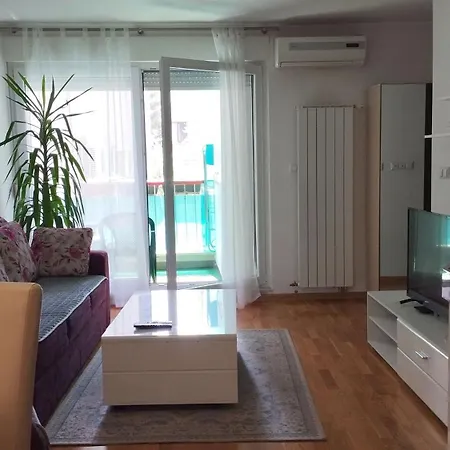 Quiet In Center, Free Private Parking * Sarajevo