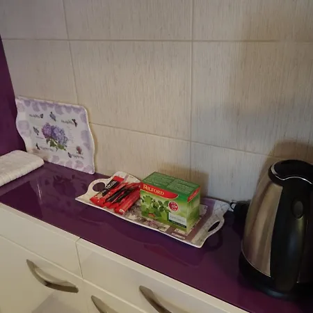 Apartment Quiet In Center, Free Private Parking